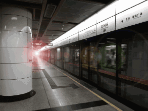 公司动态研究报告：业绩符合预期多板块战略持续推进